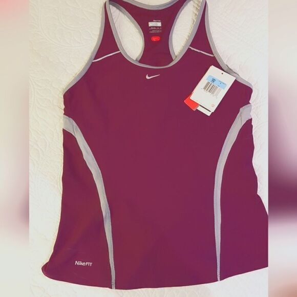 🌸HOST PICK🌸NIKE  FIT DRY Women's Mulberry/Silver Sport Athletic TOP Med - Picture 2 of 16